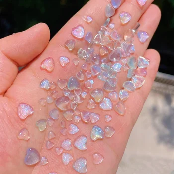 50 adet Karışık Boyutu Aurora Kalp Tırnak Takılar Yeni Düz Geri Aşk elmas tırnak süsü Sanat Dekorasyon 3D Tırnak Parçaları DIY Manikür Aksesuarı