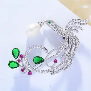 OKİLY Zarif Gümüş Renk Zirkon Phoenix broş İnci Kuş Hayvan Broş Moda Düğün Broş Aksesuarları Kadınlar için