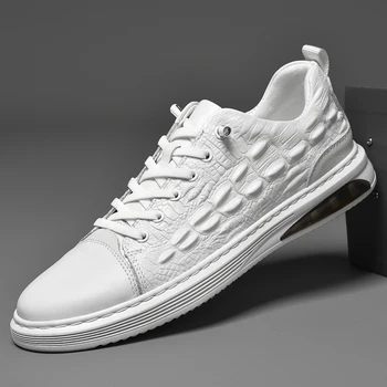 Sıcak Satış Yaz Erkekler rahat ayakkabılar Deri Nefes erkek Sneakers Deri El Yapımı Loafer'lar Marka Ayakkabı Lüks Düz Moccasins